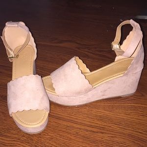 wedges size 8